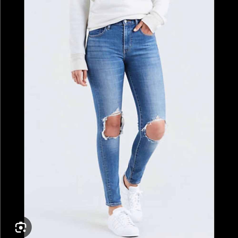Levi’s high rise skinny jeans, size 27
